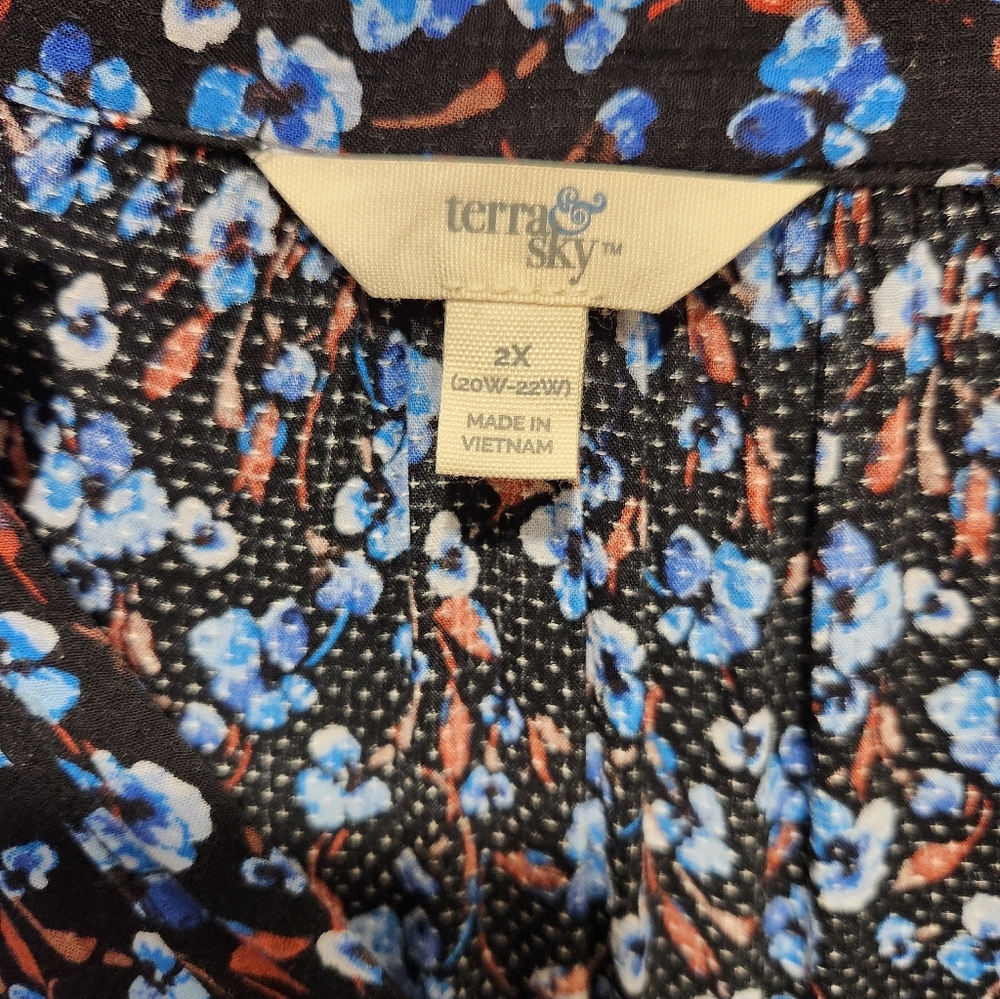 Terra & Sky Blue Floral on Black Dress - Picture 3 of 3